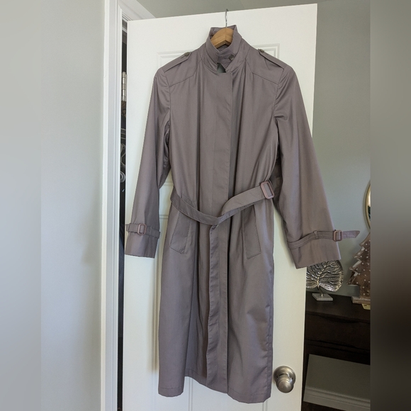 Vintage Lilac /Lavender raincoat/ trench coat - Picture 7 of 7